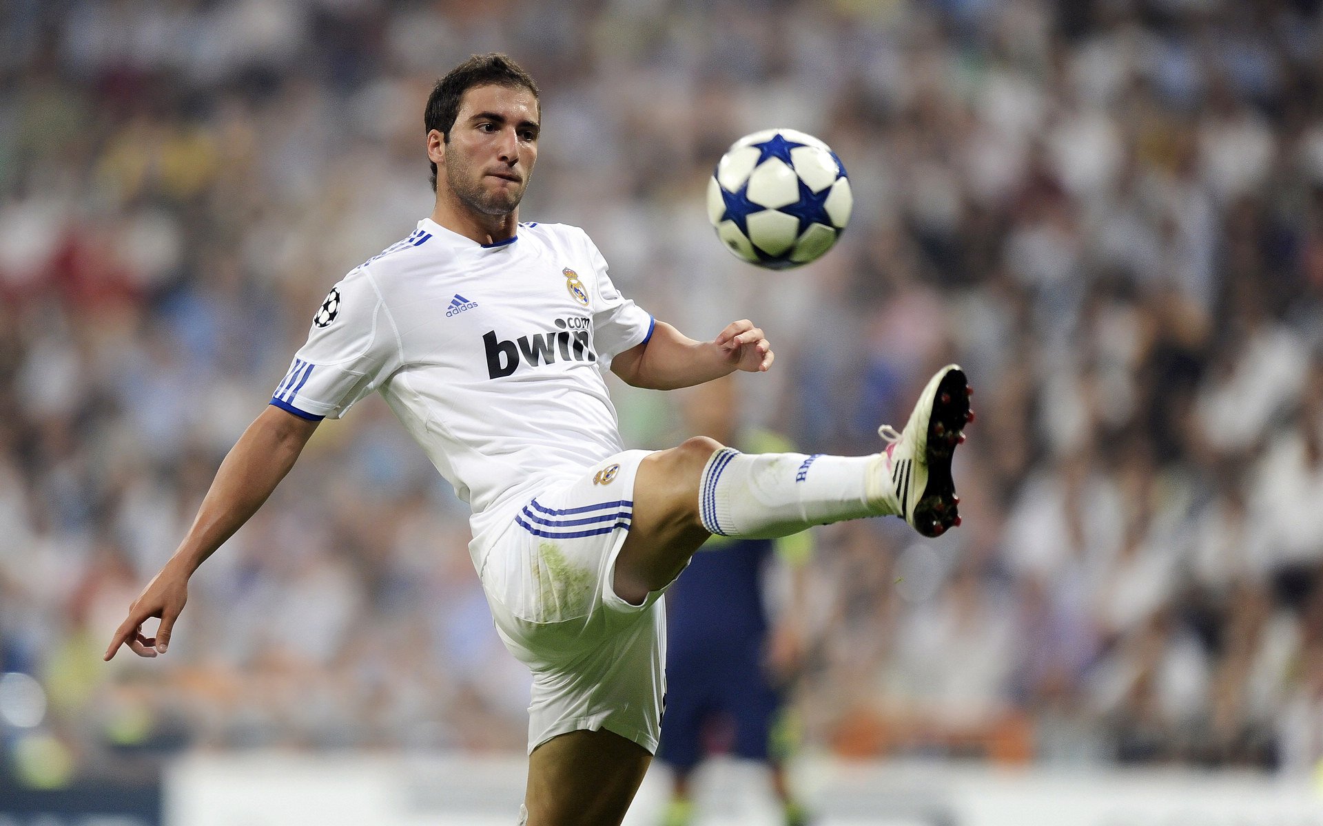 雷霆万钧！辽宁防线在关键东决夜被彻底冲垮